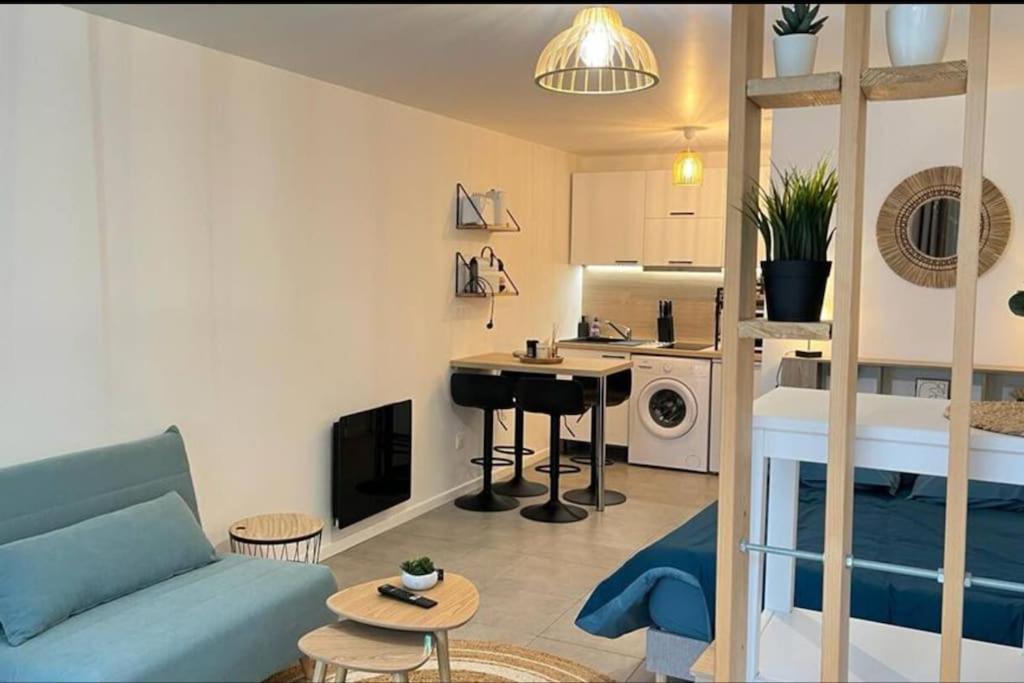 Studio Boheme Chic A Disney La Houssaye-en-Brie Exteriér fotografie